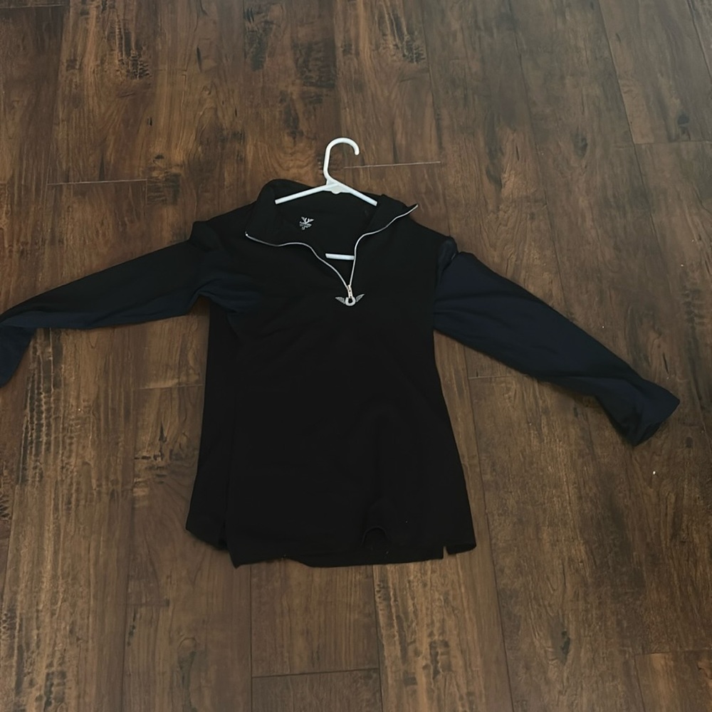 Women’s Tuffrider / athleisure long sleeve with breathable mesh